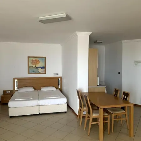 Apartment Kalina Private In Emerald Resort,