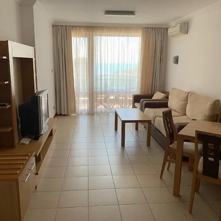 Appartement Kalina Private In Emerald Resort, *